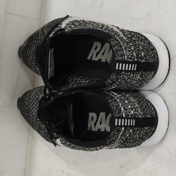 NIKE FLYKNIT RACER OREO MEN'S SIZE 8 - Picture 2 of 6